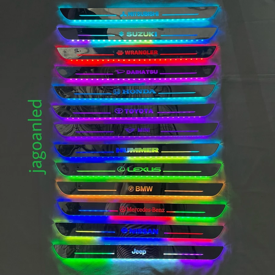 Sill Plate Mobil Universal Running LED RGB Pixel 4 pcs Magnet